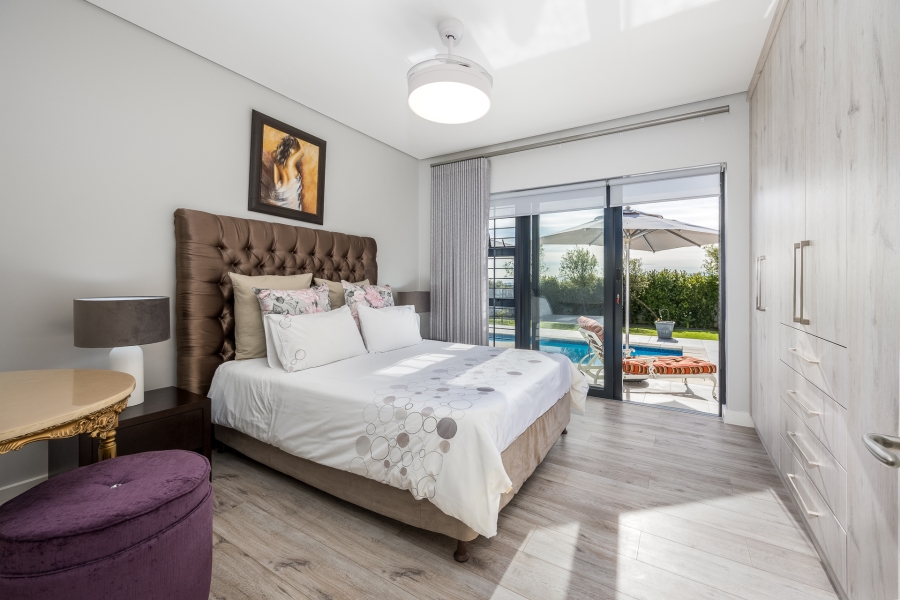 4 Bedroom Property for Sale in Vierlanden Western Cape